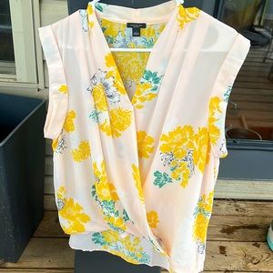 Ann Taylor shirt pink and yellow flowers Large